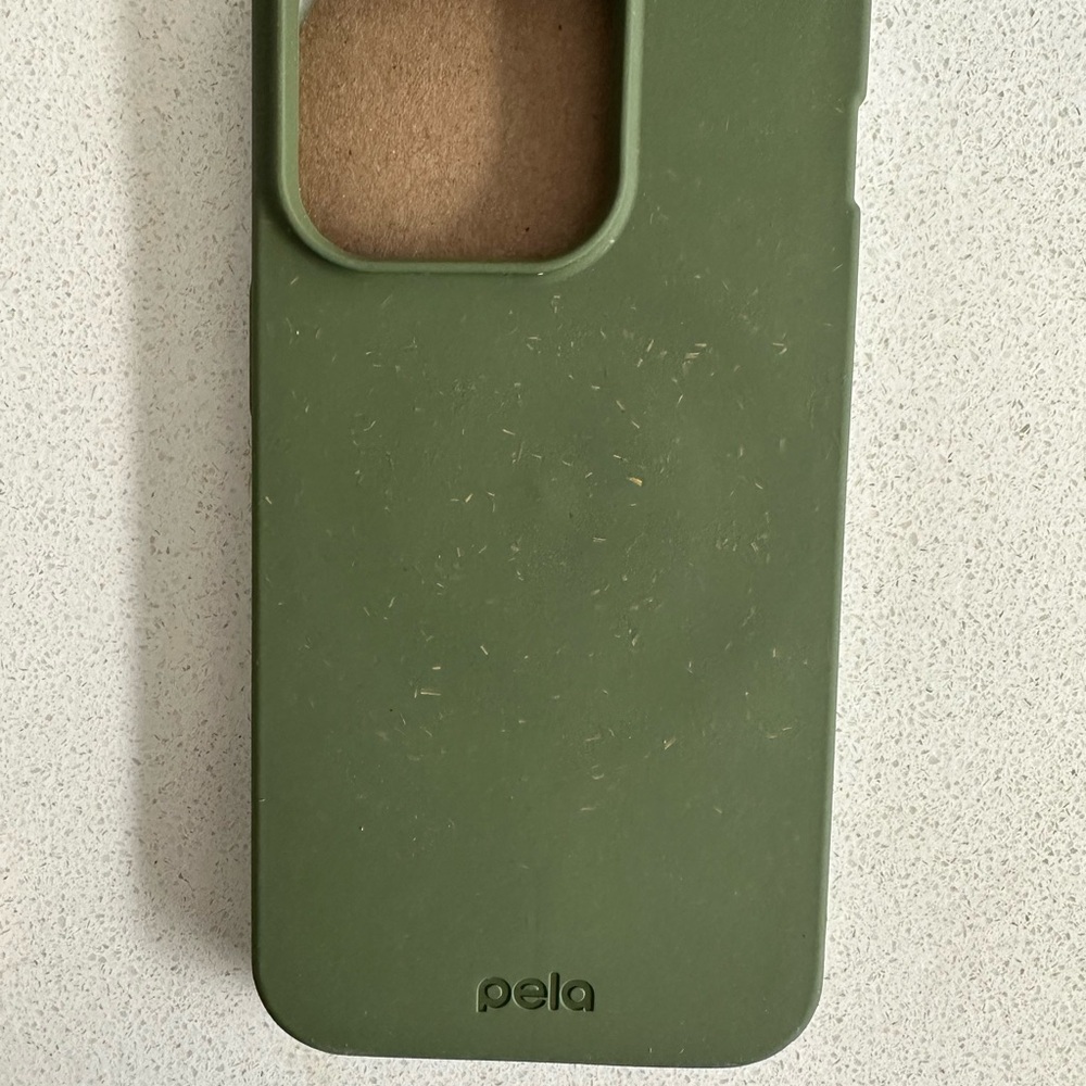 Pela iPhone 14 Pro phone case
